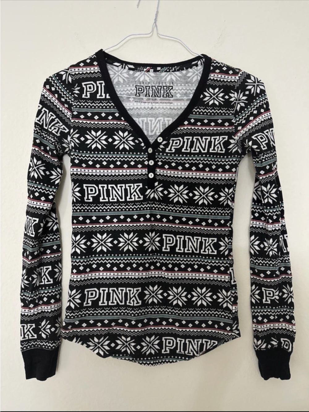 PINK Victoria's Secret Black, White & Pink Fair Isle V‑Neck Henley Sweater